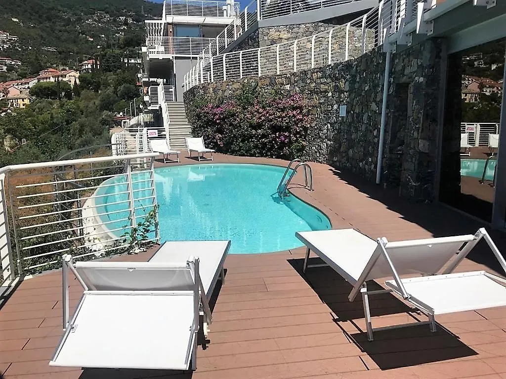 Exclusive Apartment Alassio With Sea View