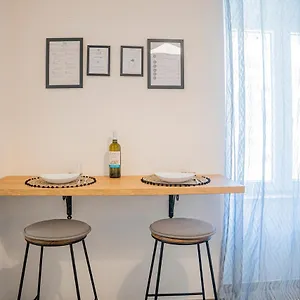 Apartment In Piazza, Moneglia